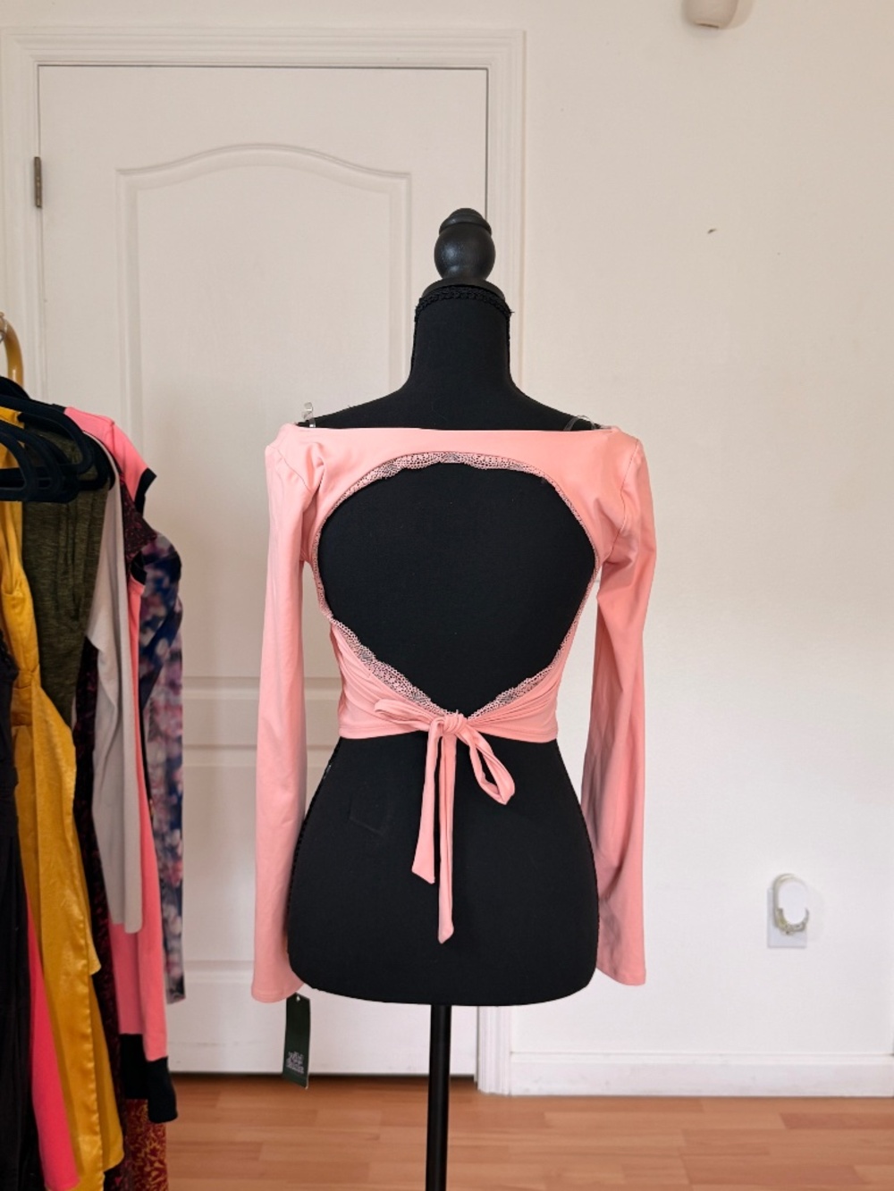 Y2K Pink Long Sleeve Lace Trim Tie Backless Crop Top